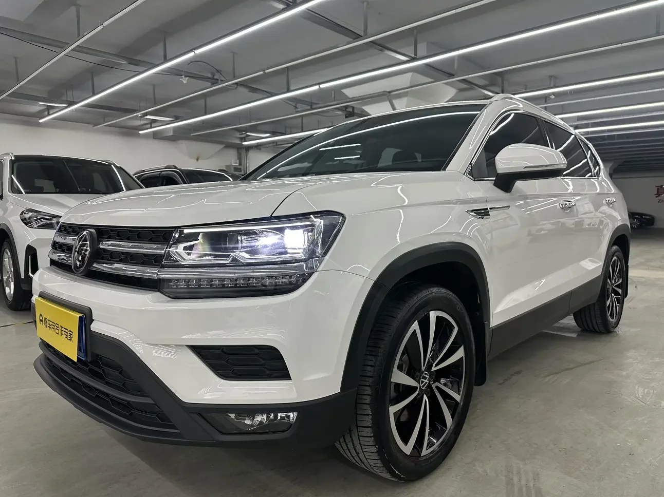 Volkswagen Tharu
