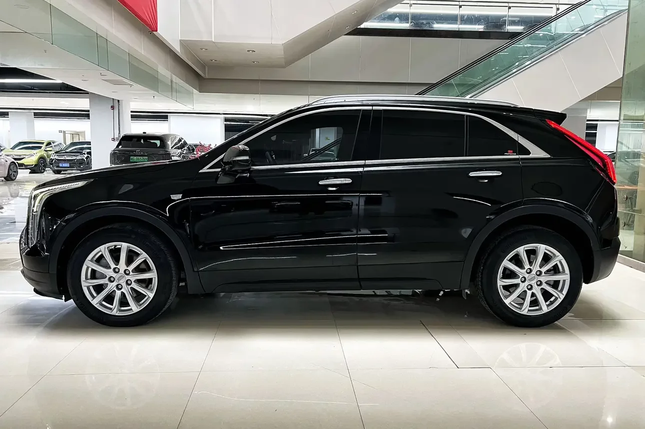 Cadillac XT4