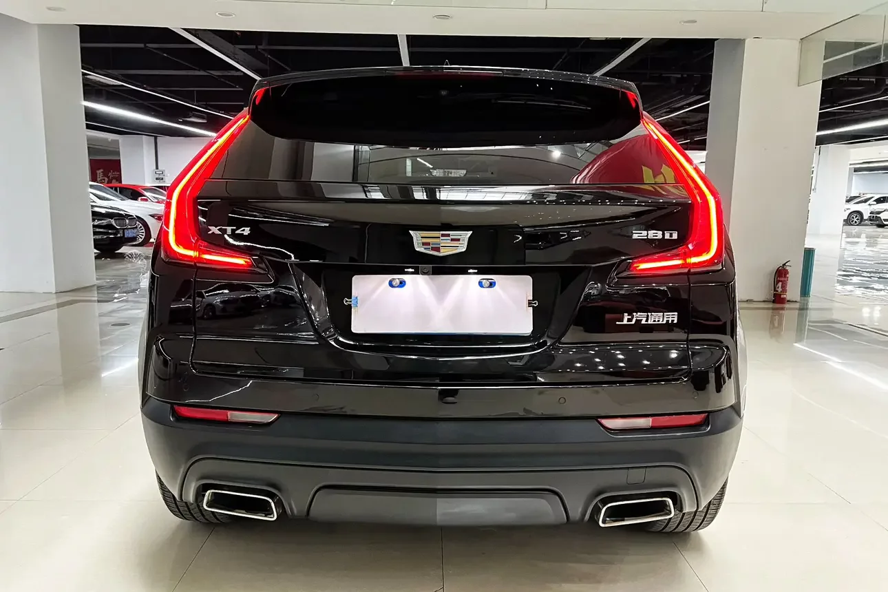 Cadillac XT4