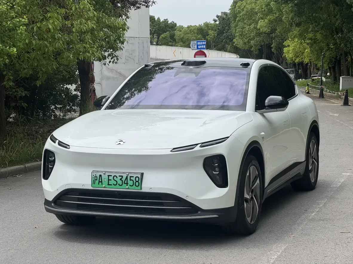 NIO EC6