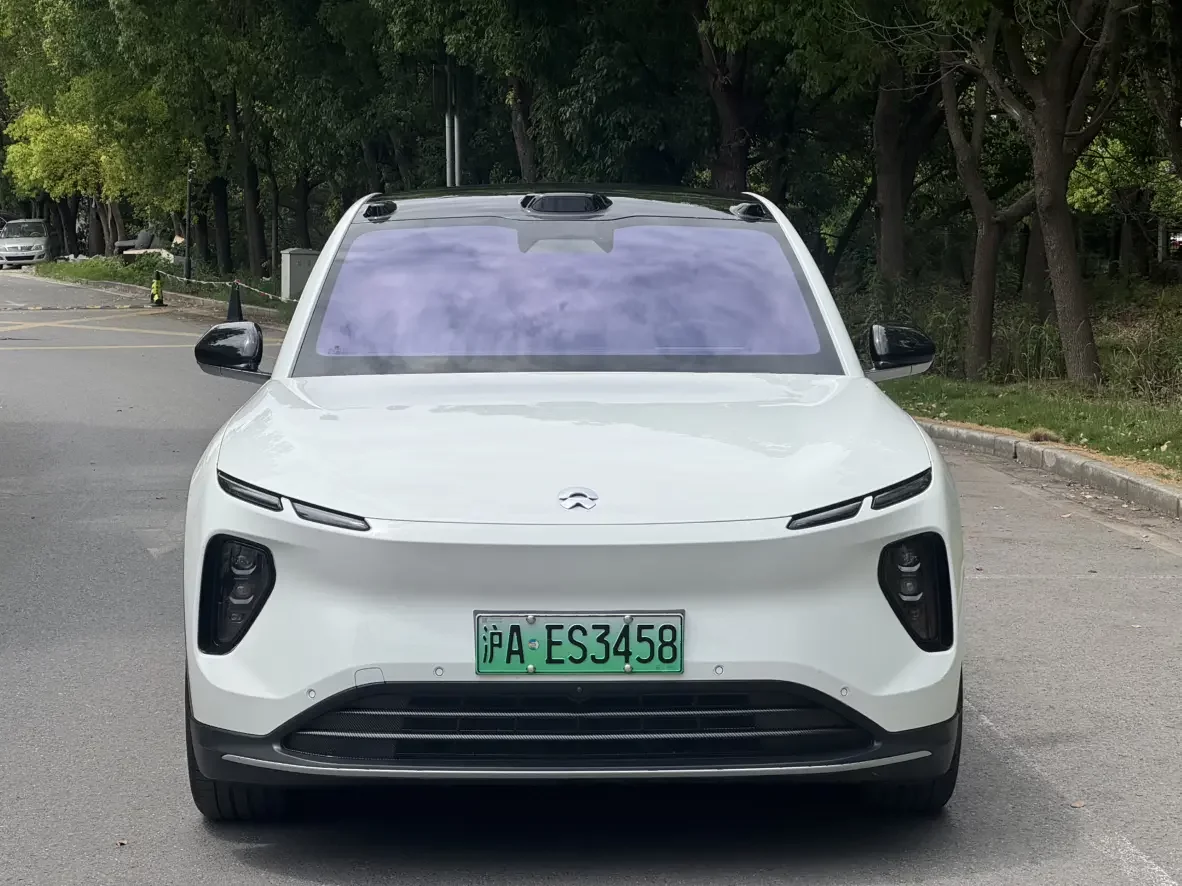 NIO EC6
