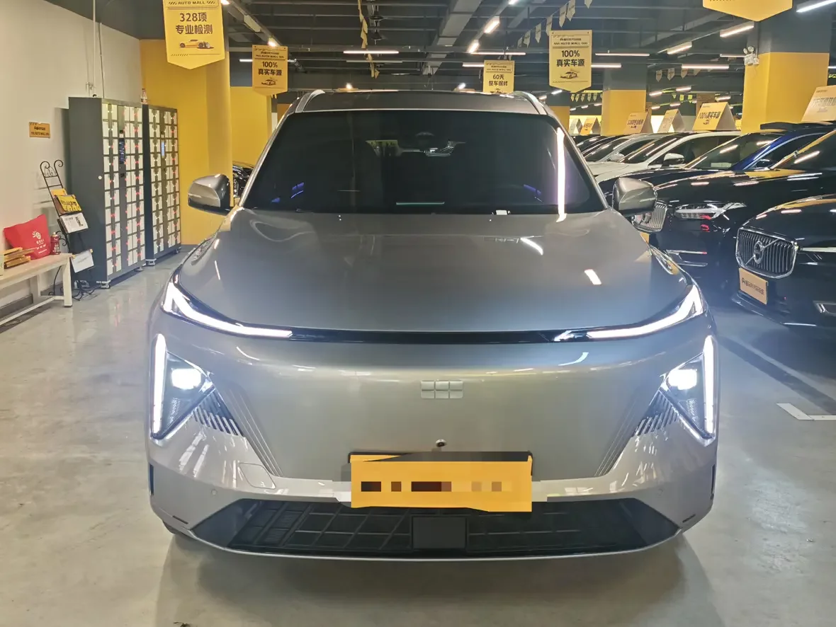 Geely Galaxy L7
