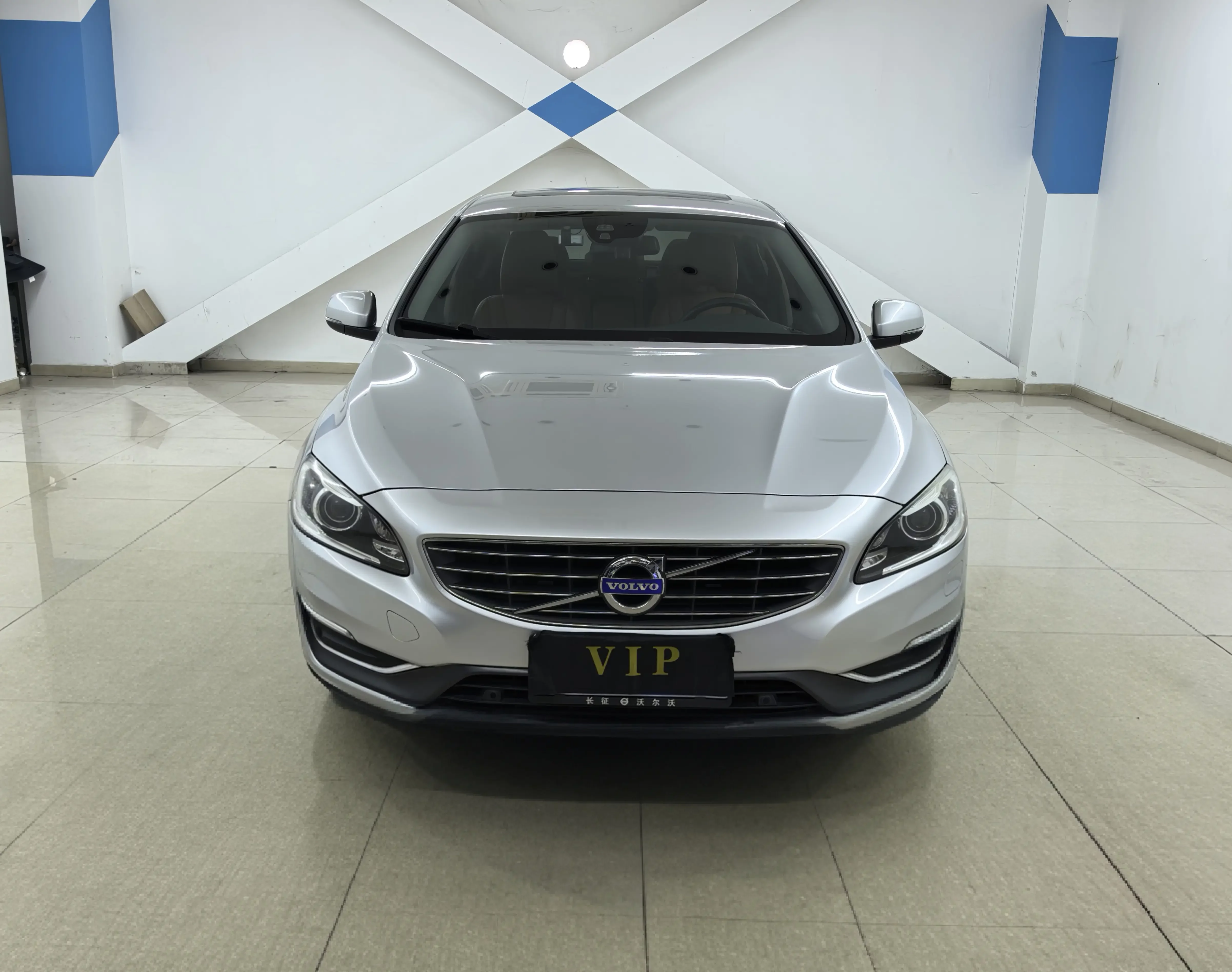 Volvo S60