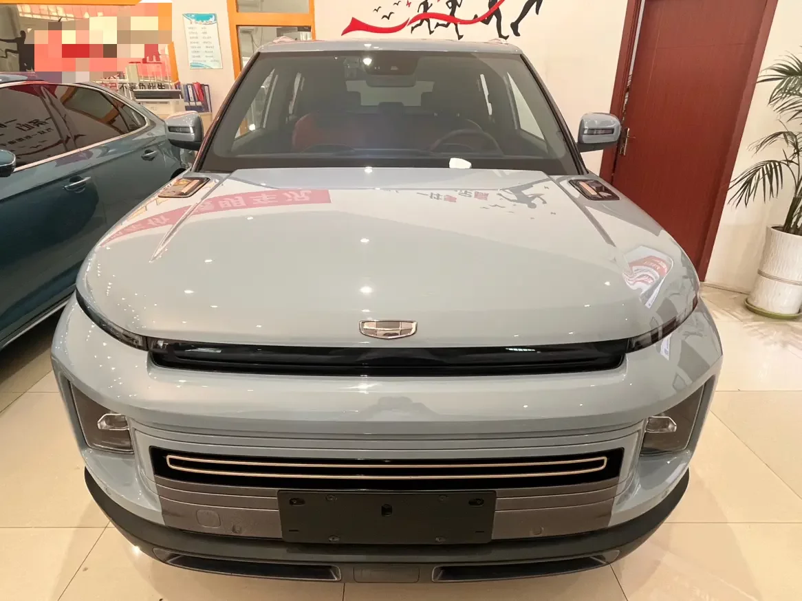 Geely ICON
