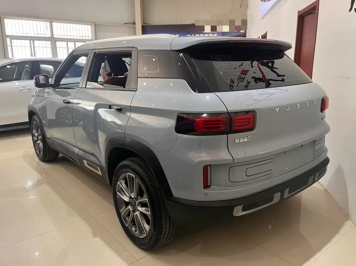 Geely ICON