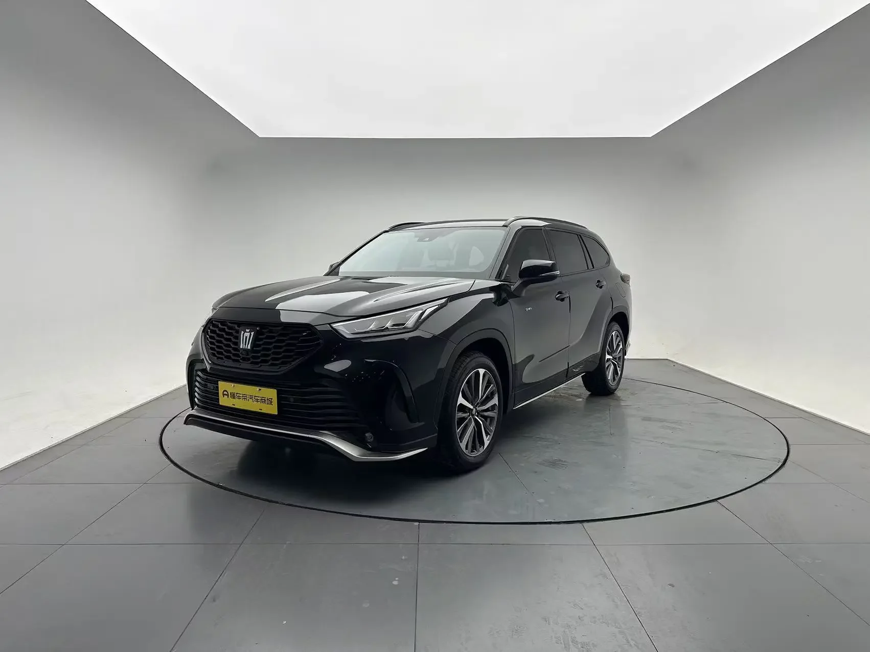 Toyota Crown Kluger