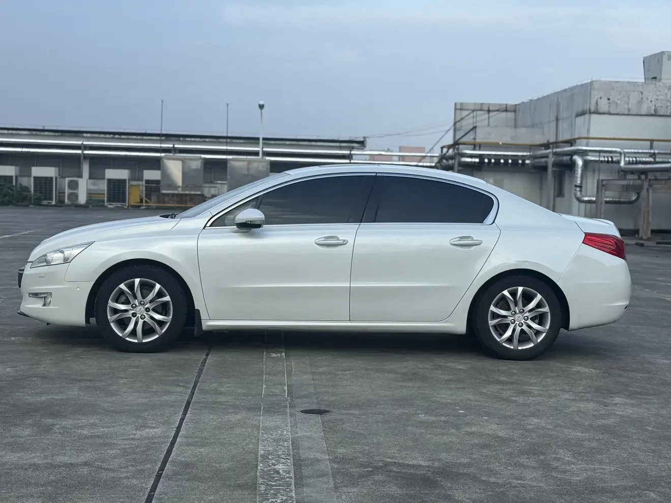 Peugeot 508