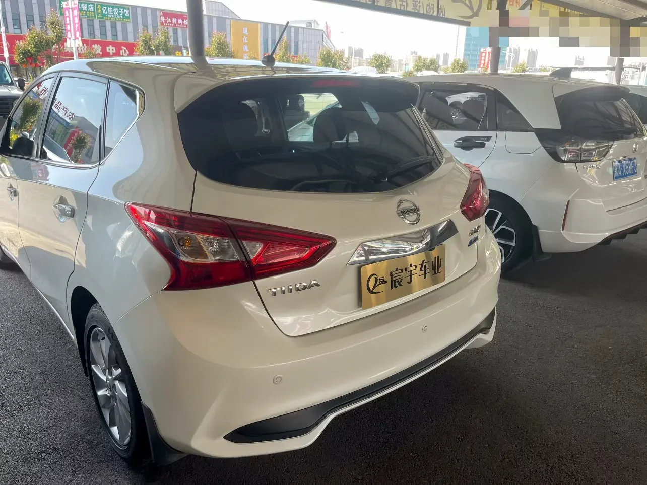 Nissan Tiida