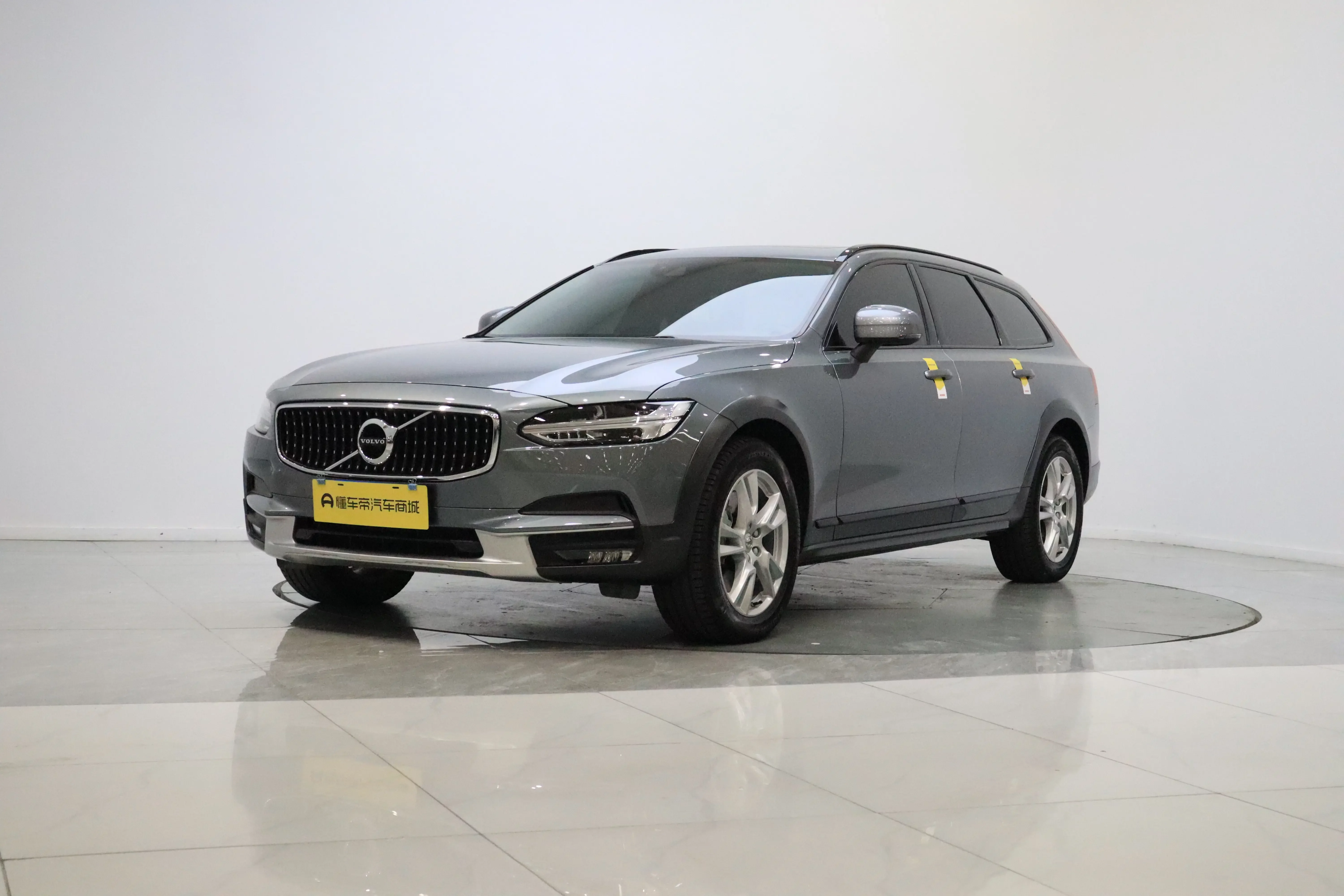 Volvo V90