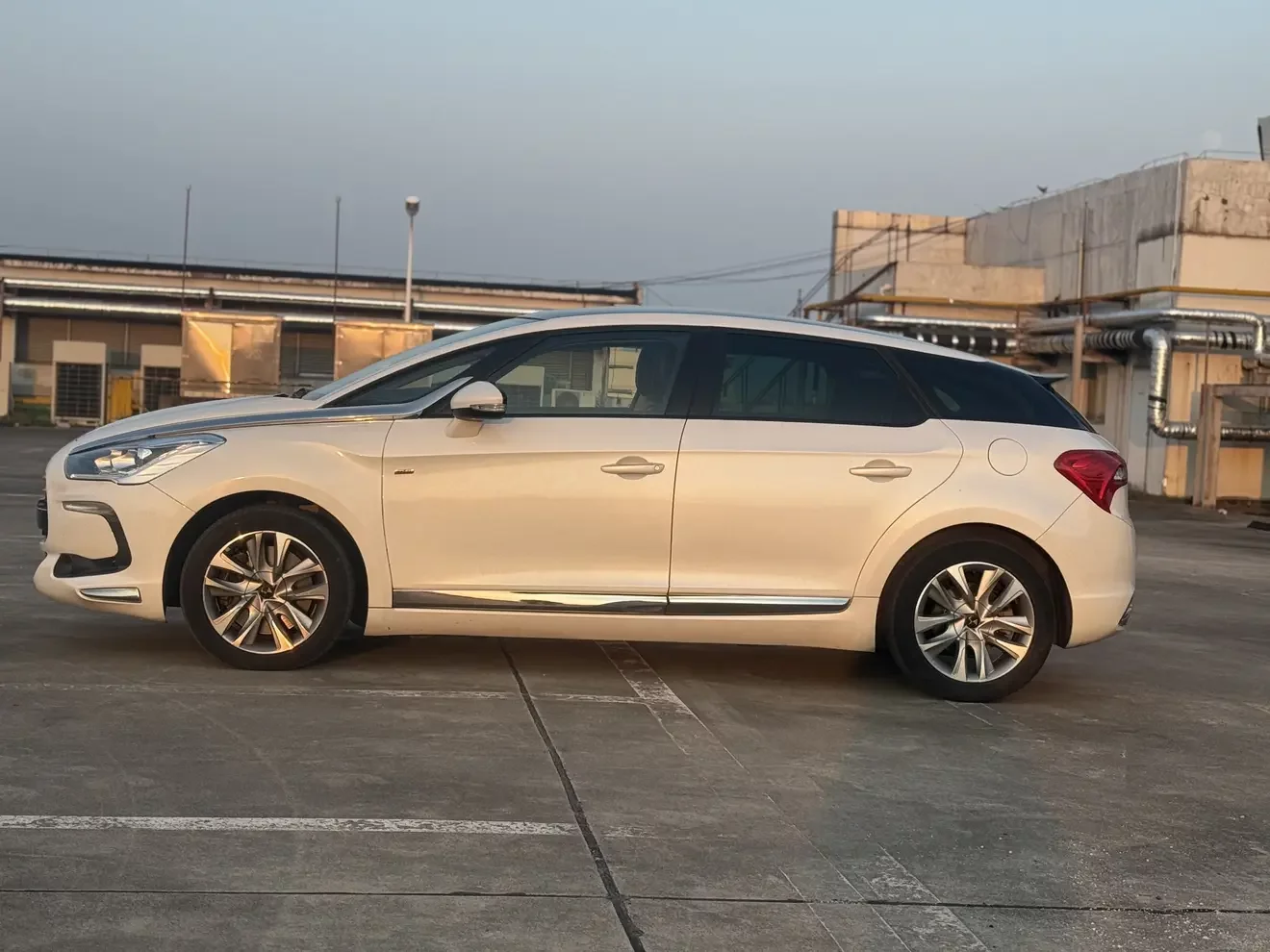 DS 5