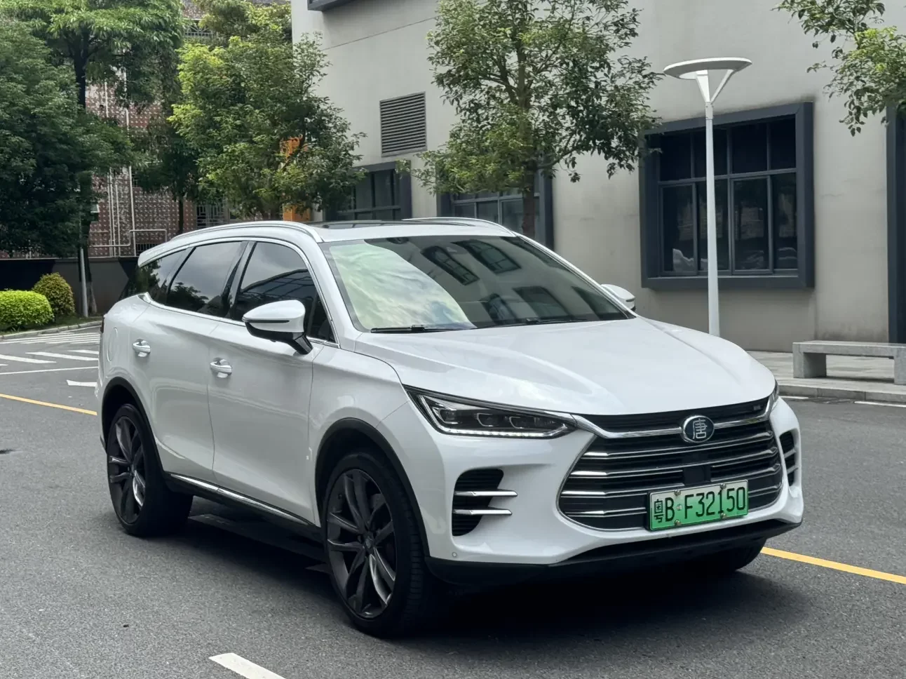 BYD Tang DM