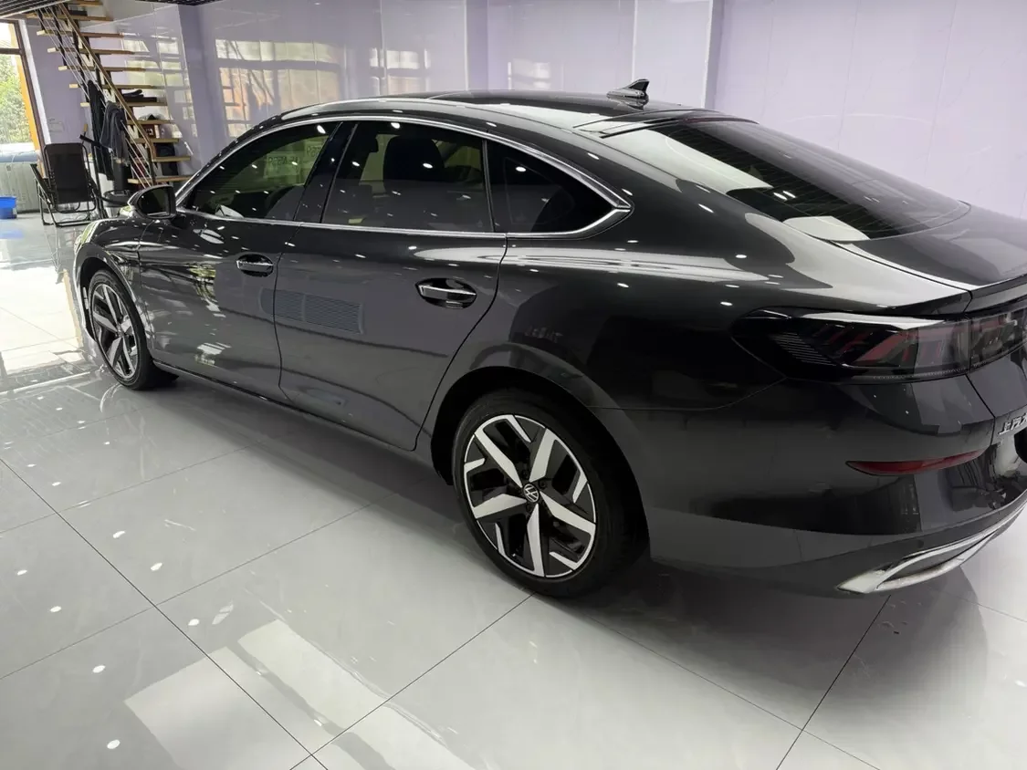 Volkswagen Lamando