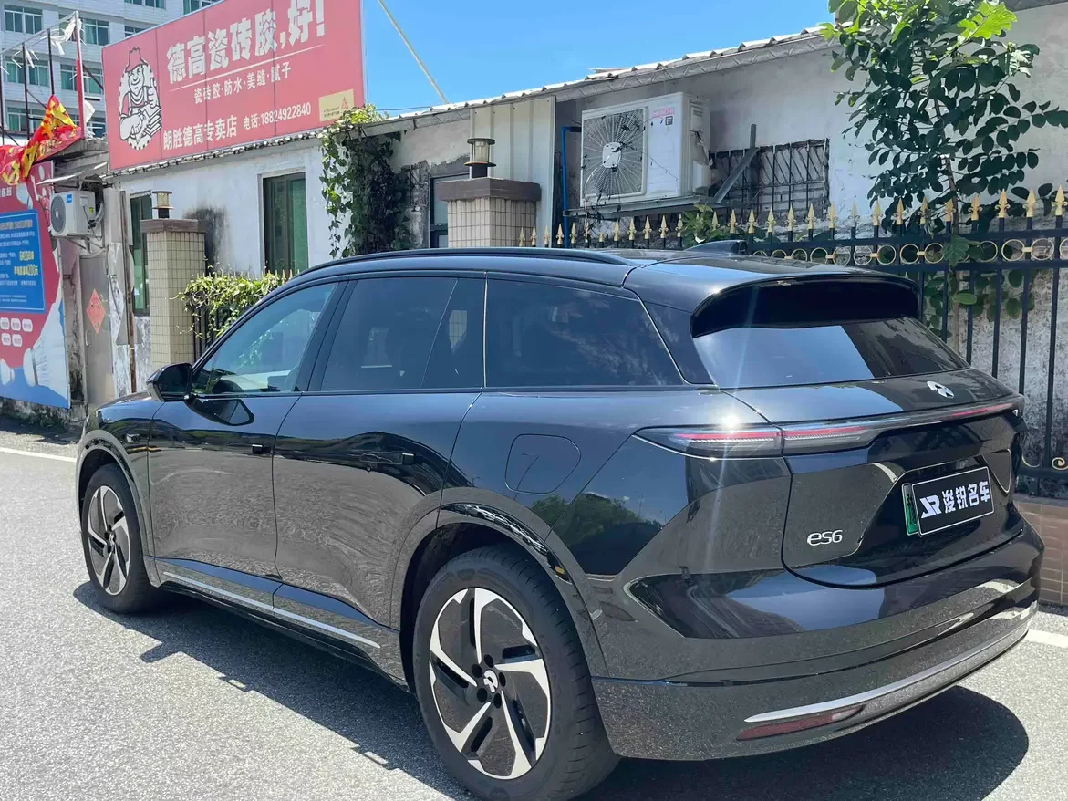 NIO ES6