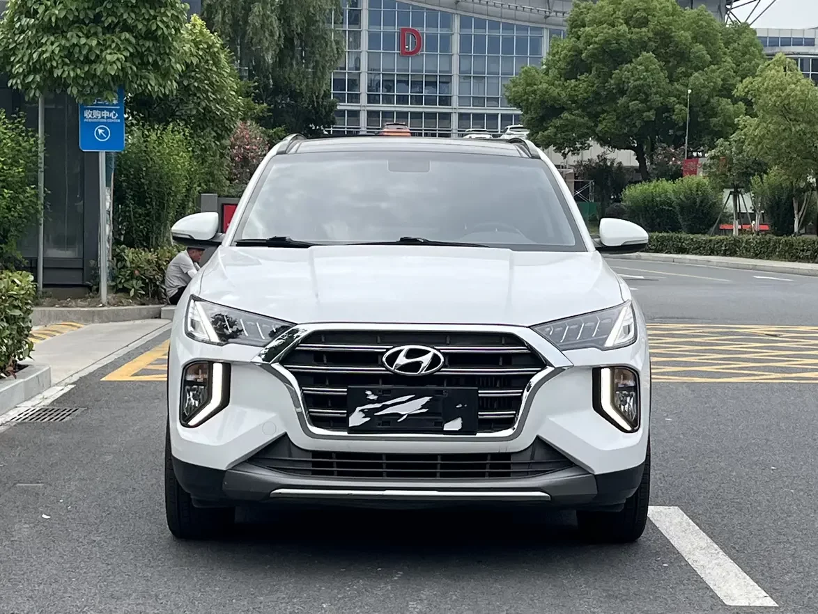 Hyundai Tucson L