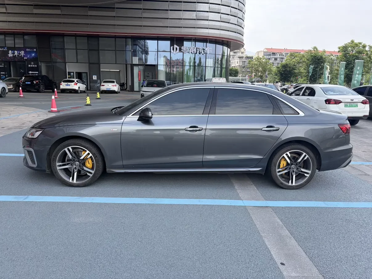 Audi A4L