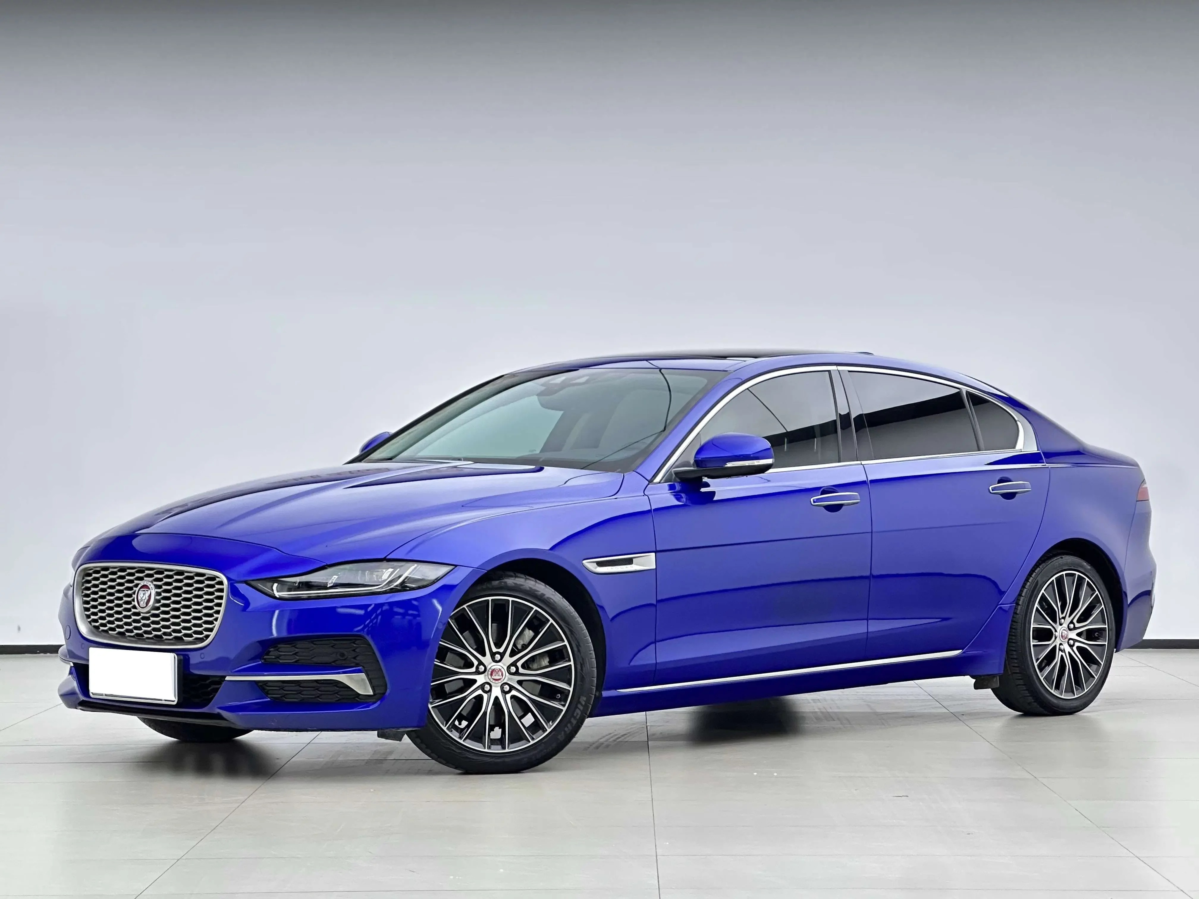 Jaguar XEL