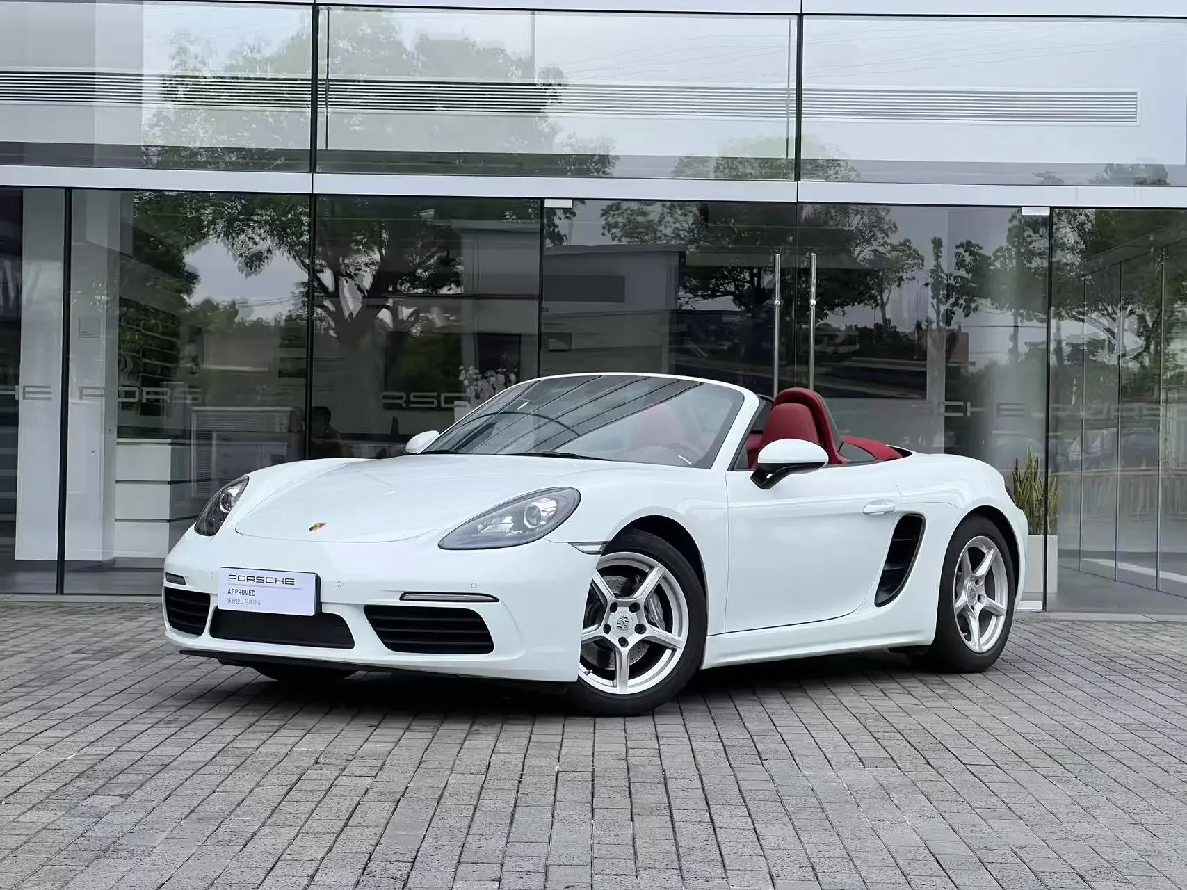 Porsche 718