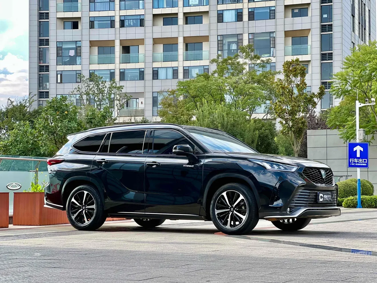 Toyota Crown Kluger