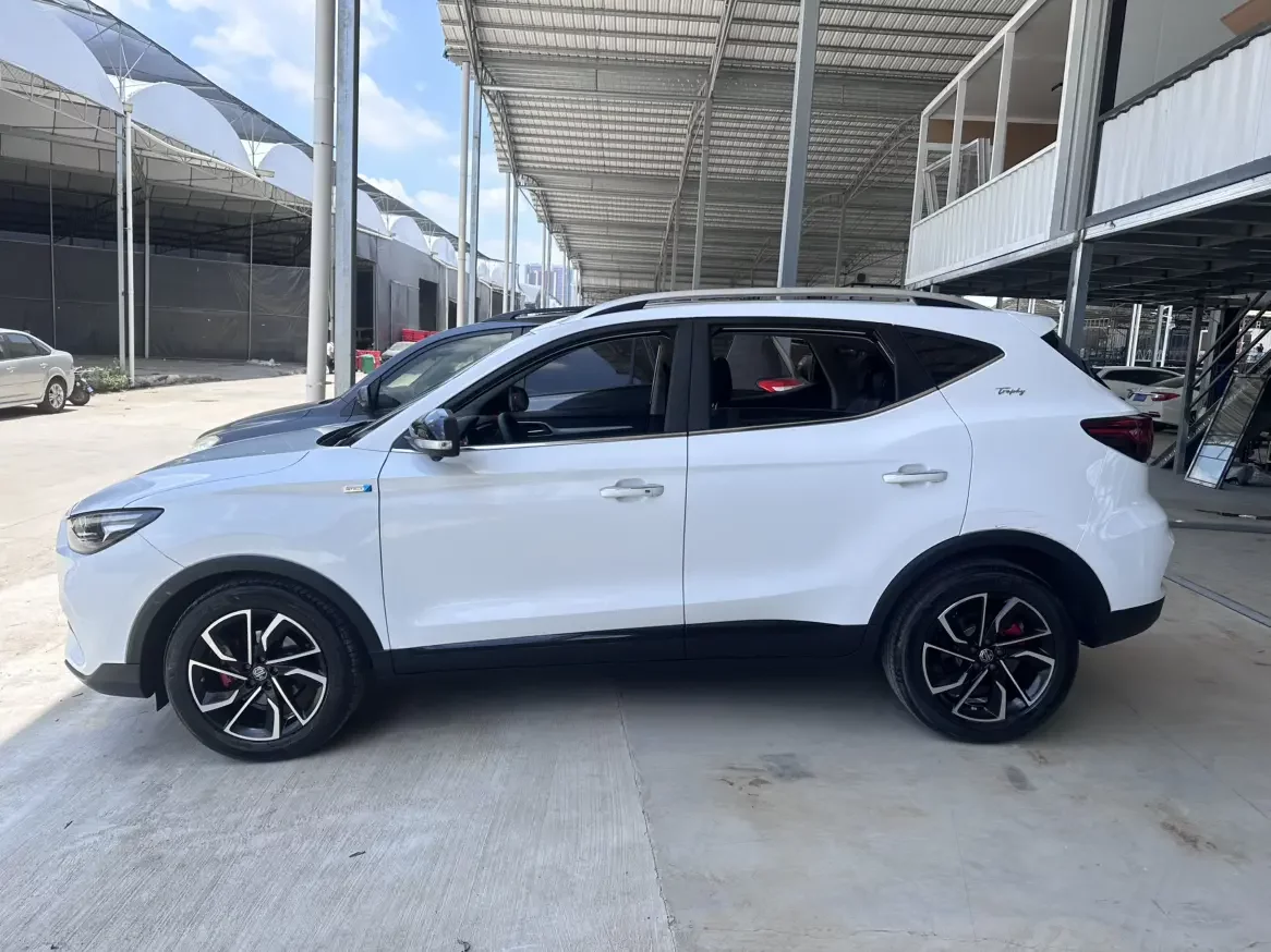 MG ZS