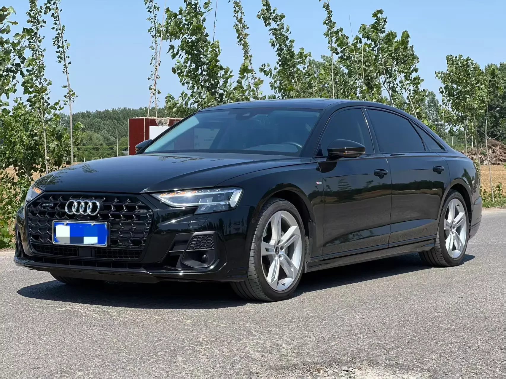 Audi A8