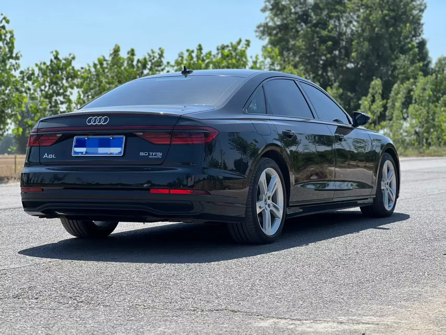 Audi A8