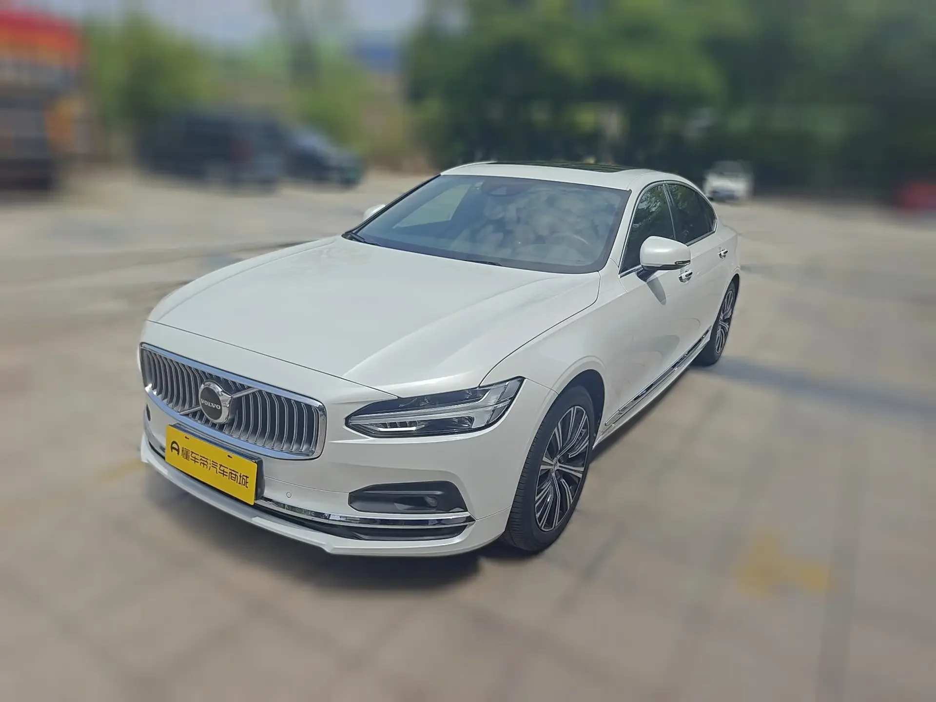 Volvo S90