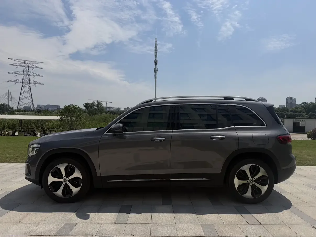 Mercedes-Benz GLB