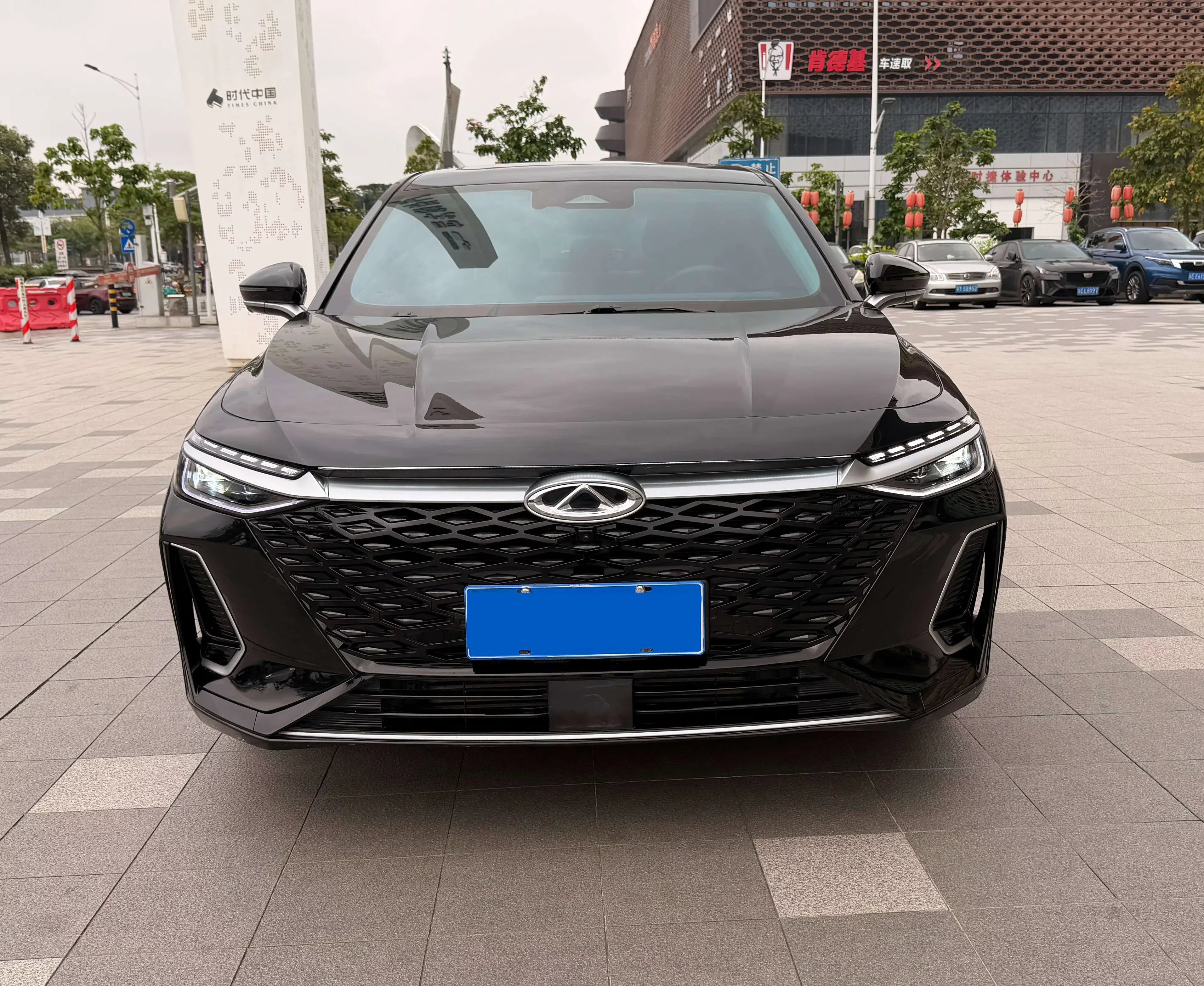 Chery Arrizo 8