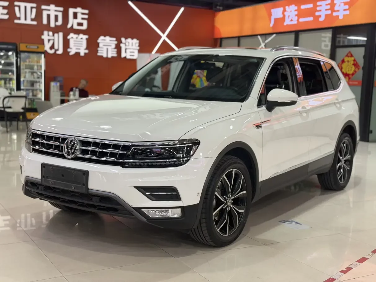 Volkswagen Tiguan L