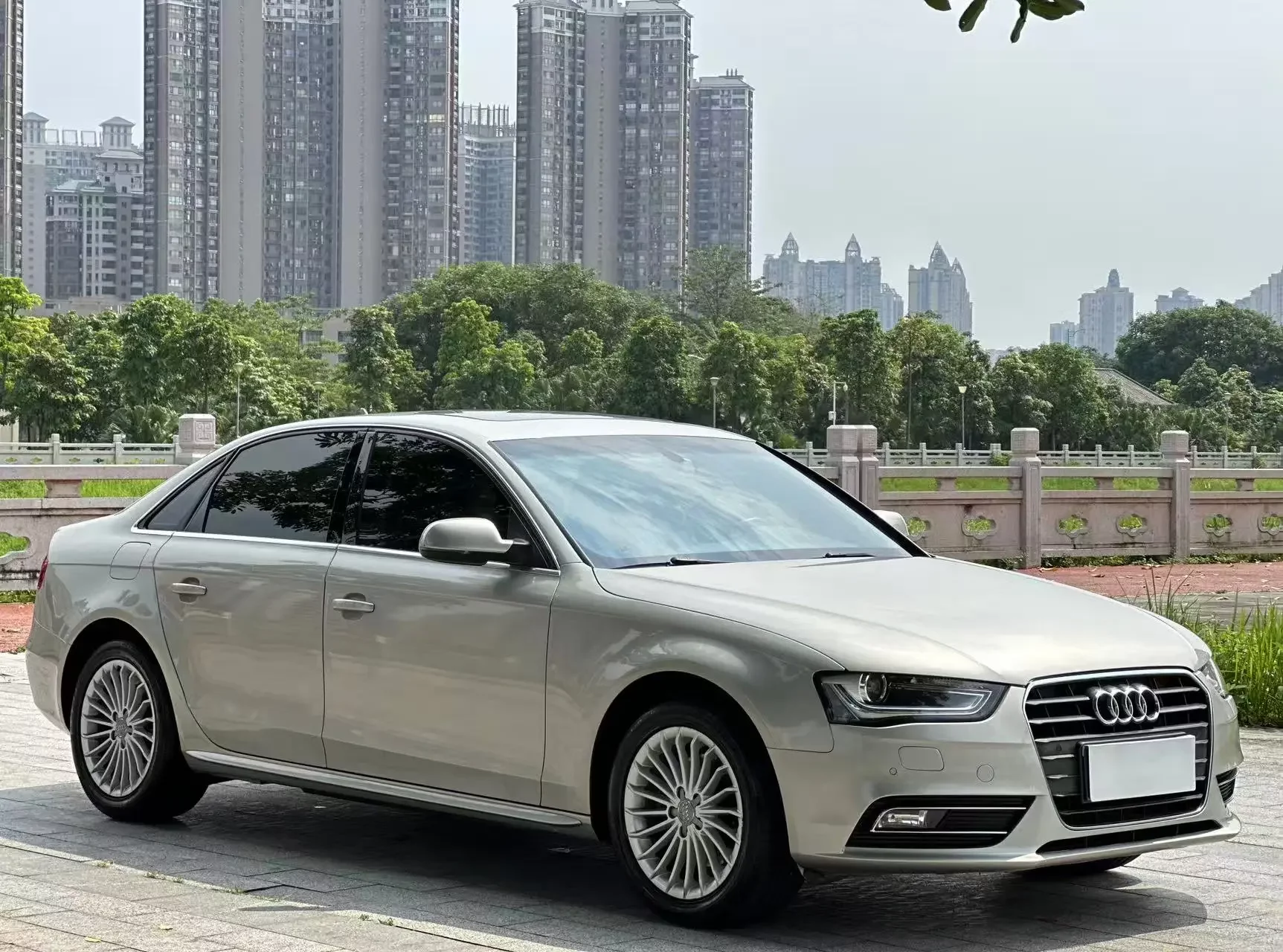 Audi A4L