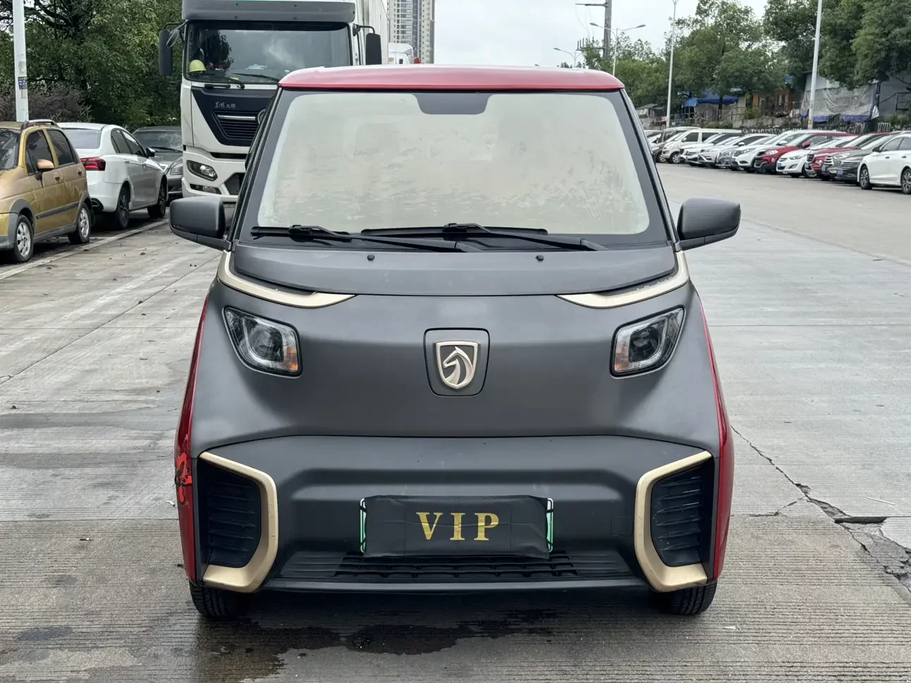 Baojun E200