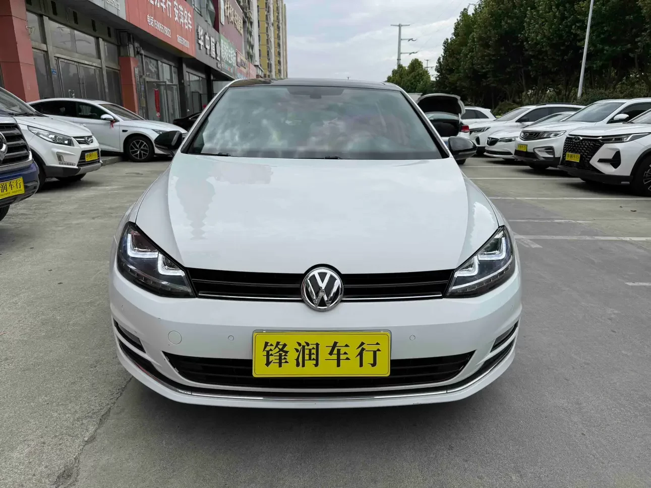 Volkswagen golf