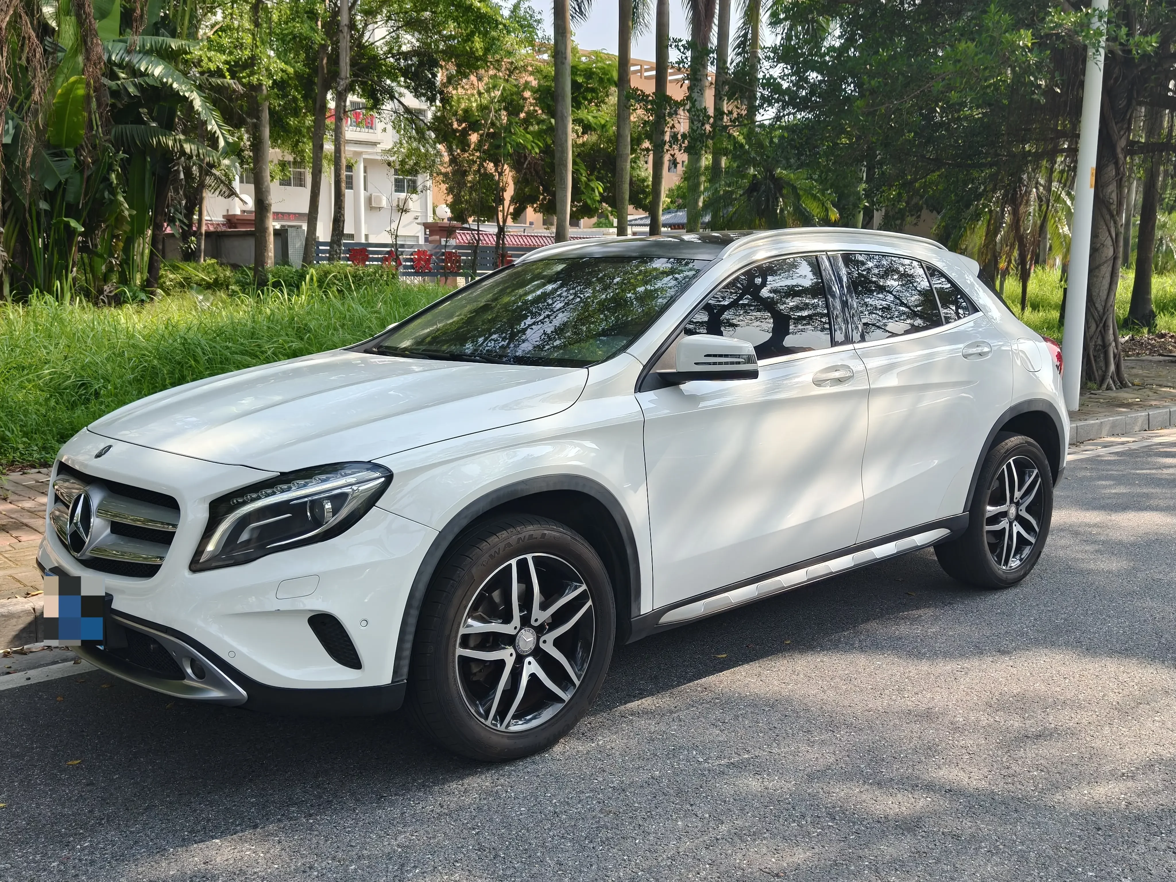 Mercedes-Benz GLA