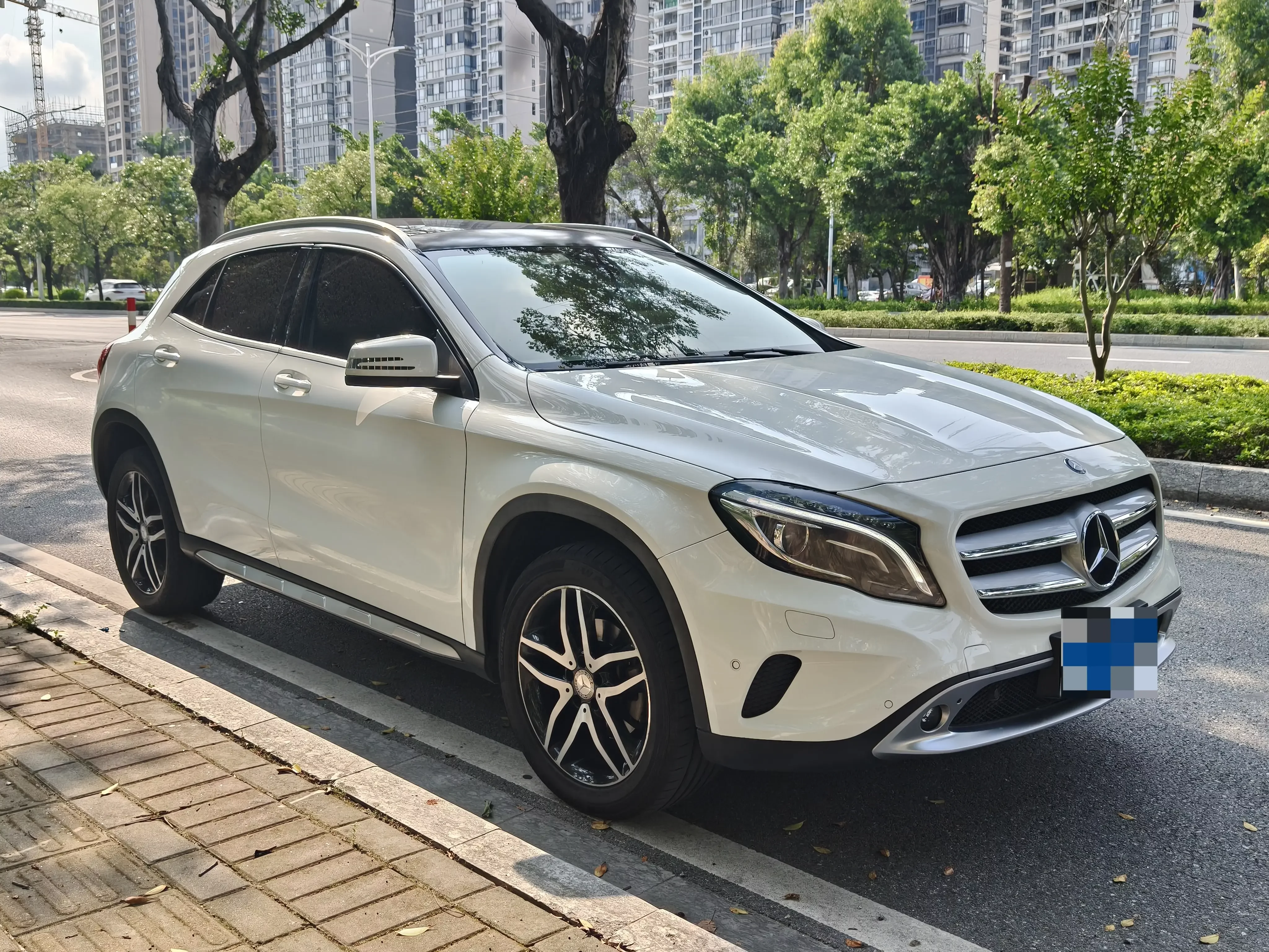 Mercedes-Benz GLA