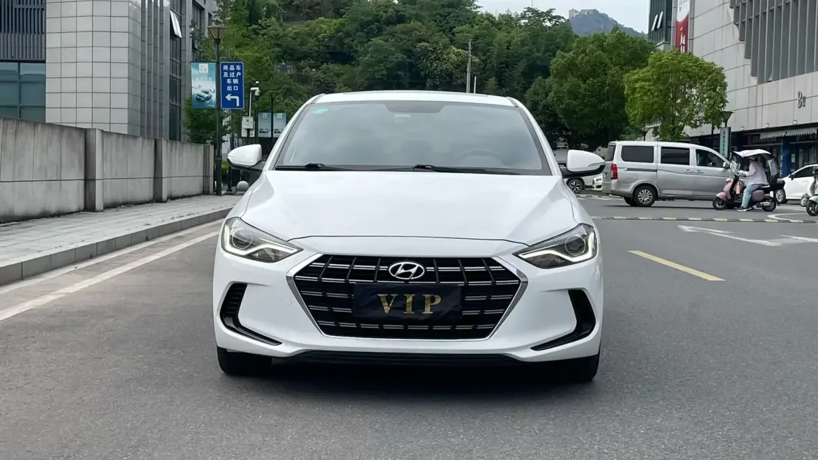 Hyundai lead