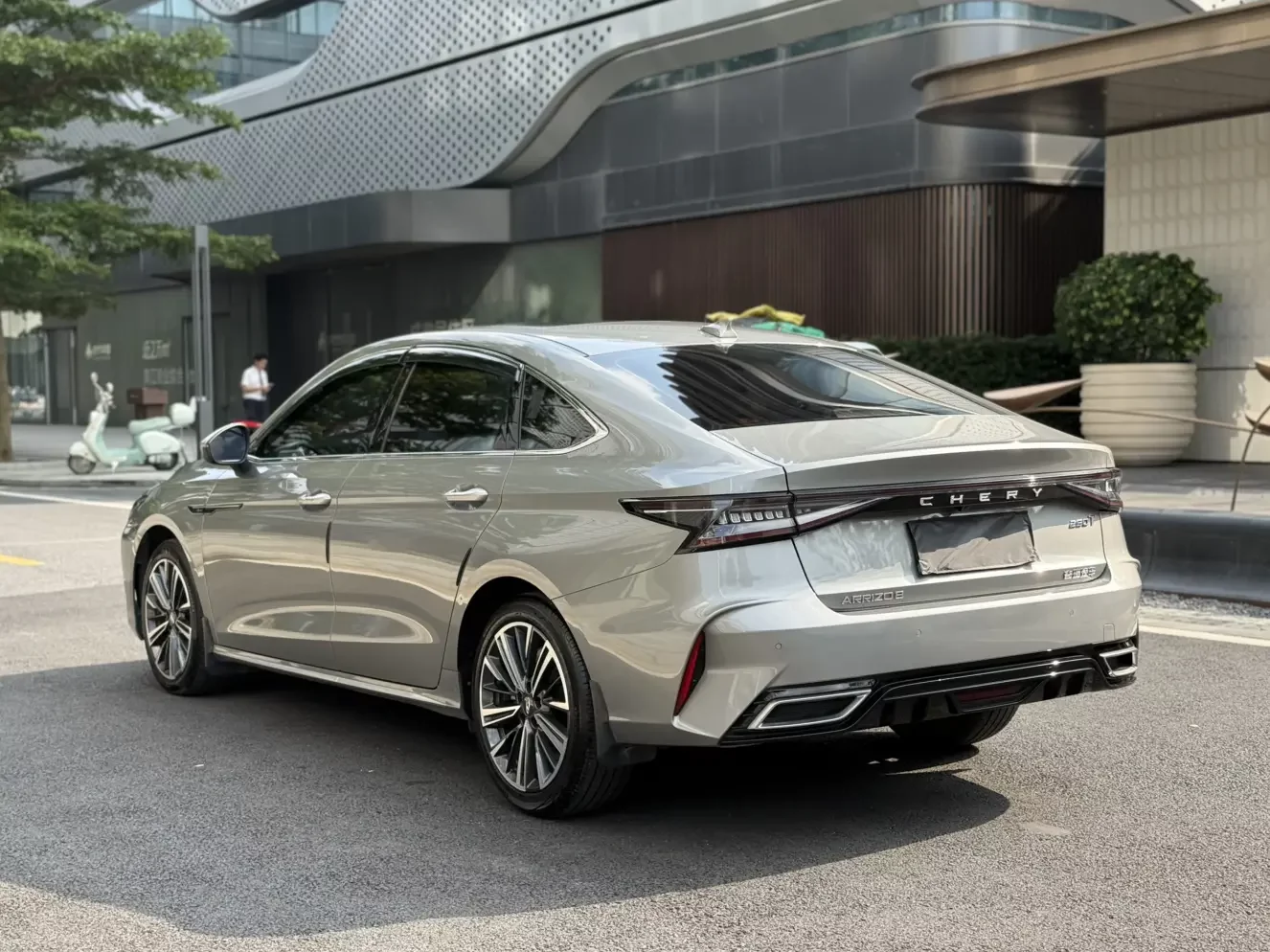 Chery Arrizo 8