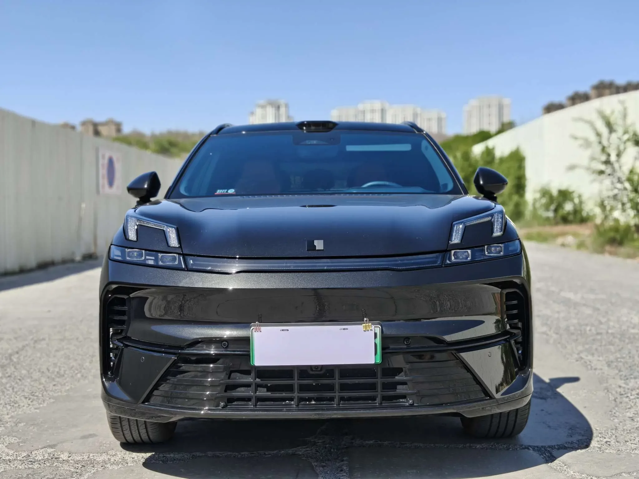 Lynk & Co 08 EM-P
