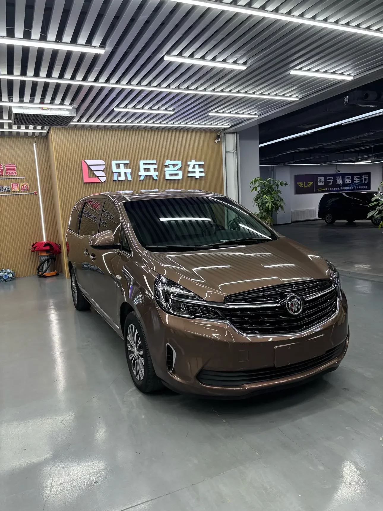 Buick GL8