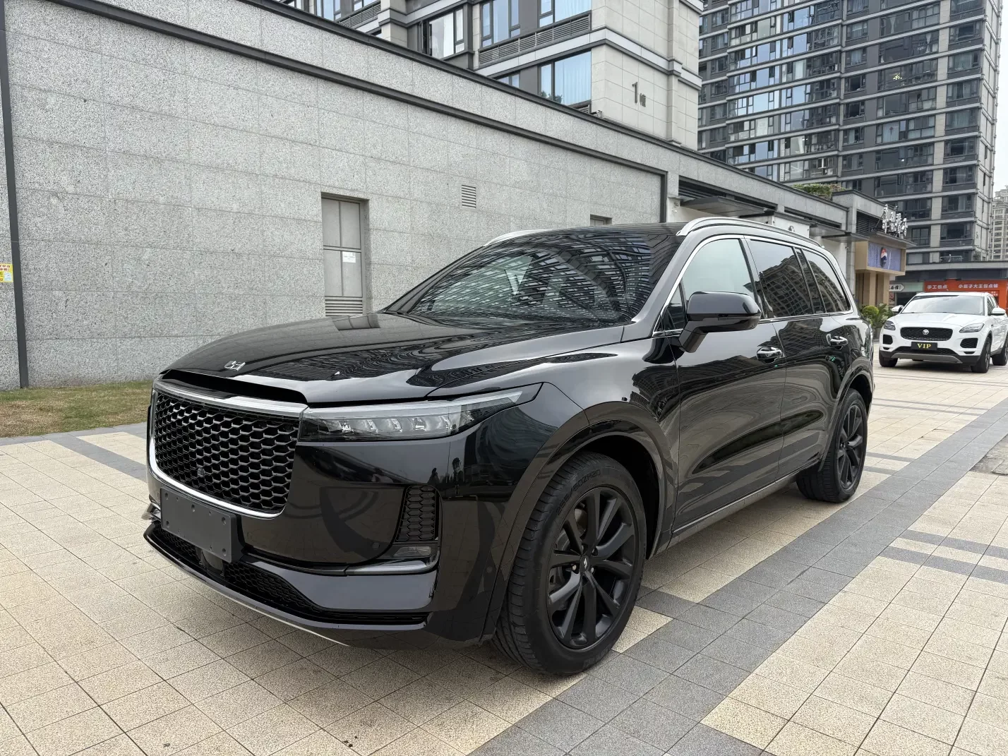 Li ONE (Ideal ONE)  из Китая