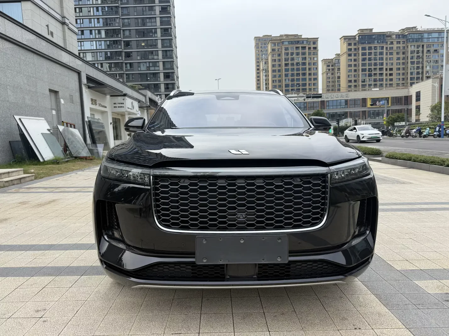 Li ONE (Ideal ONE)  из Китая