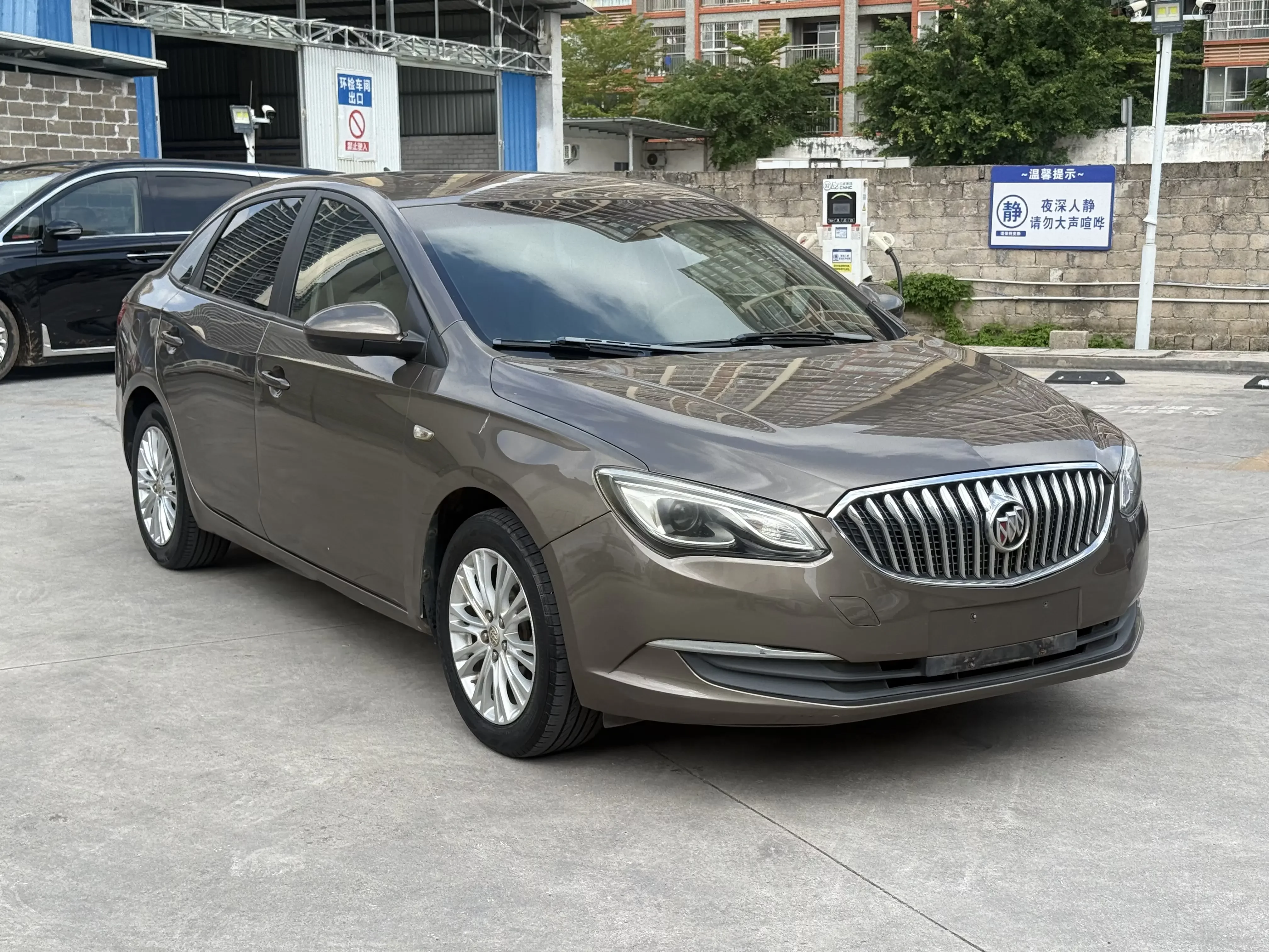 Buick Yinglang