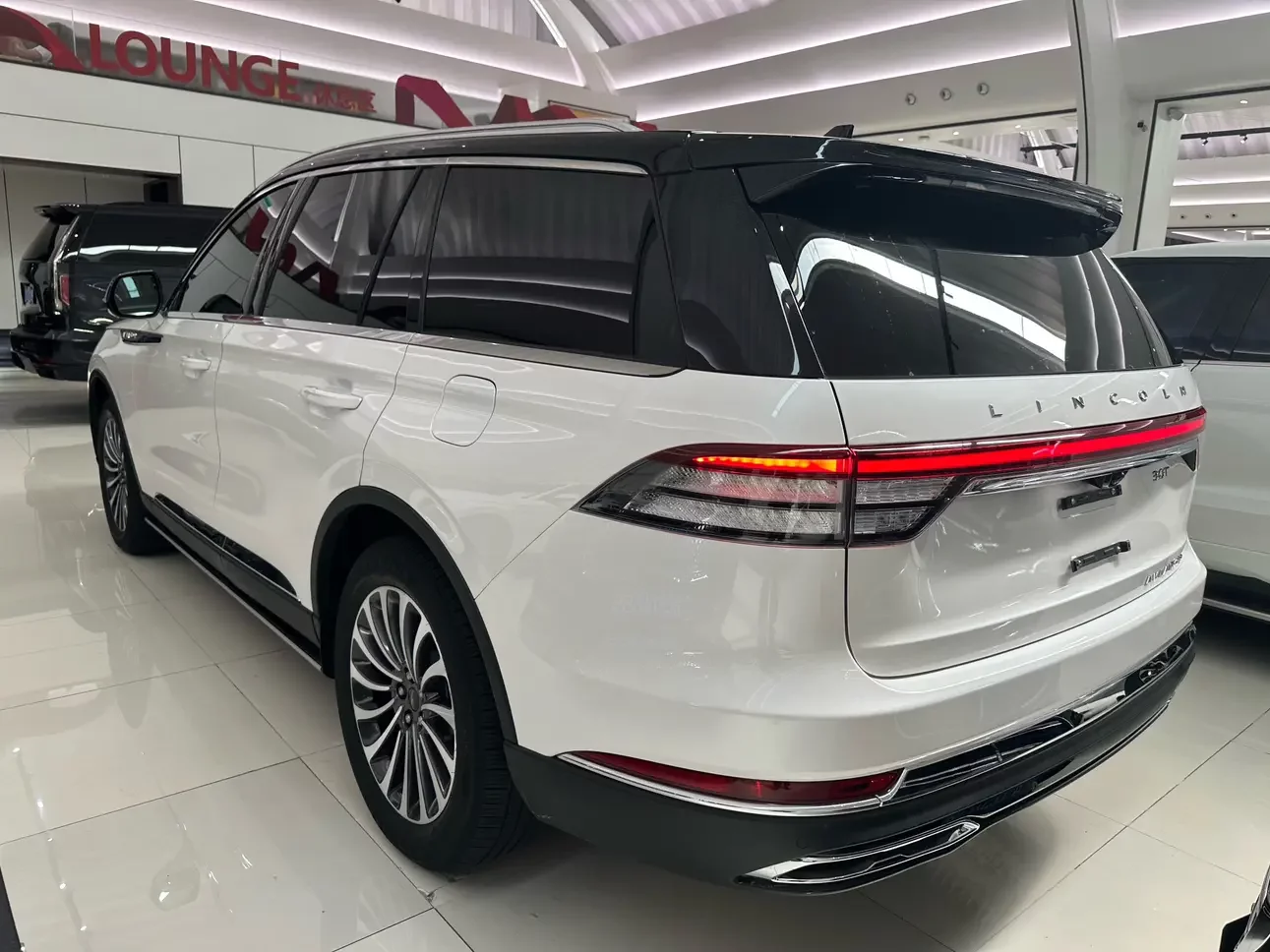 Lincoln aviator