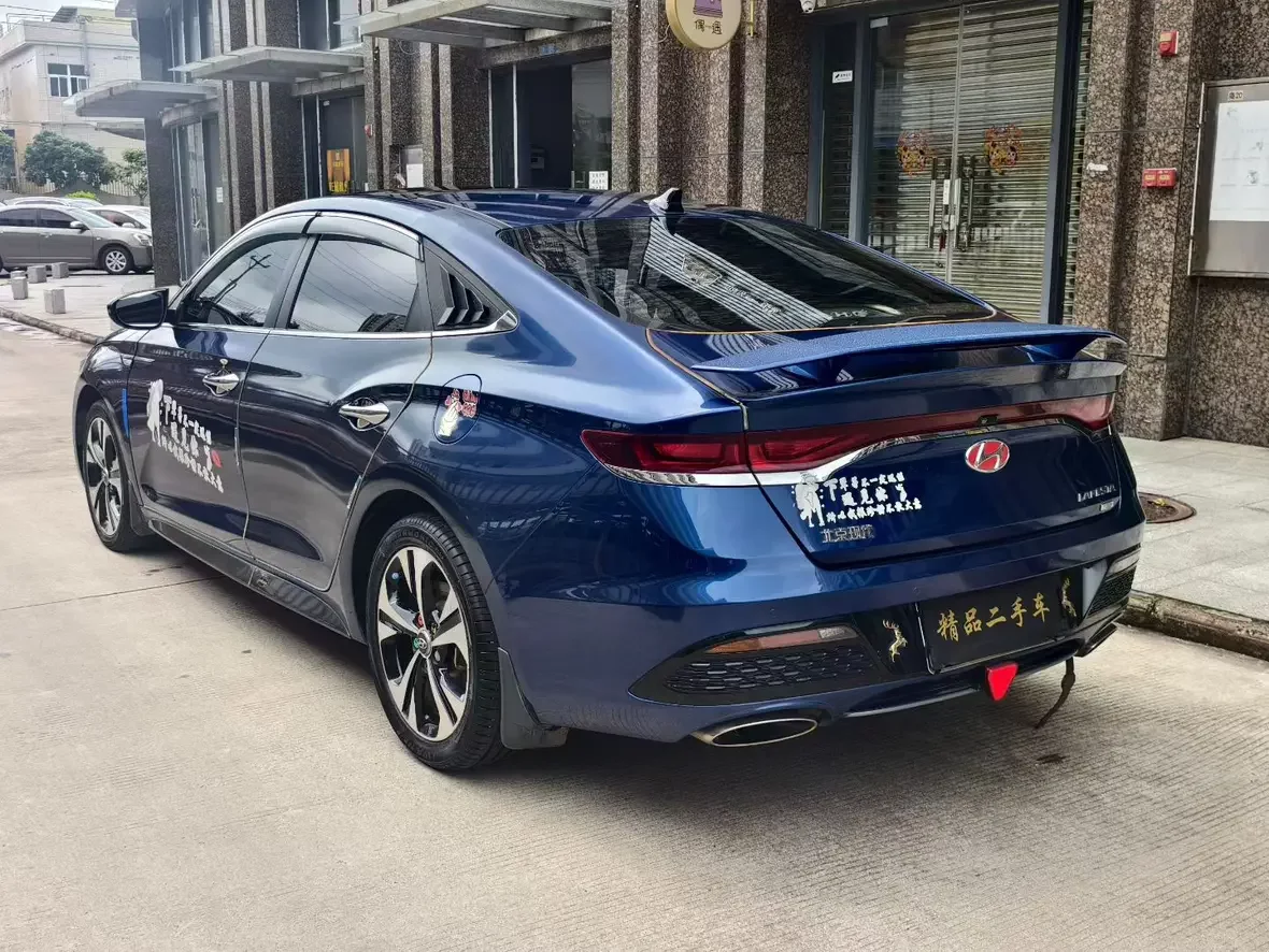 Hyundai Lafesta