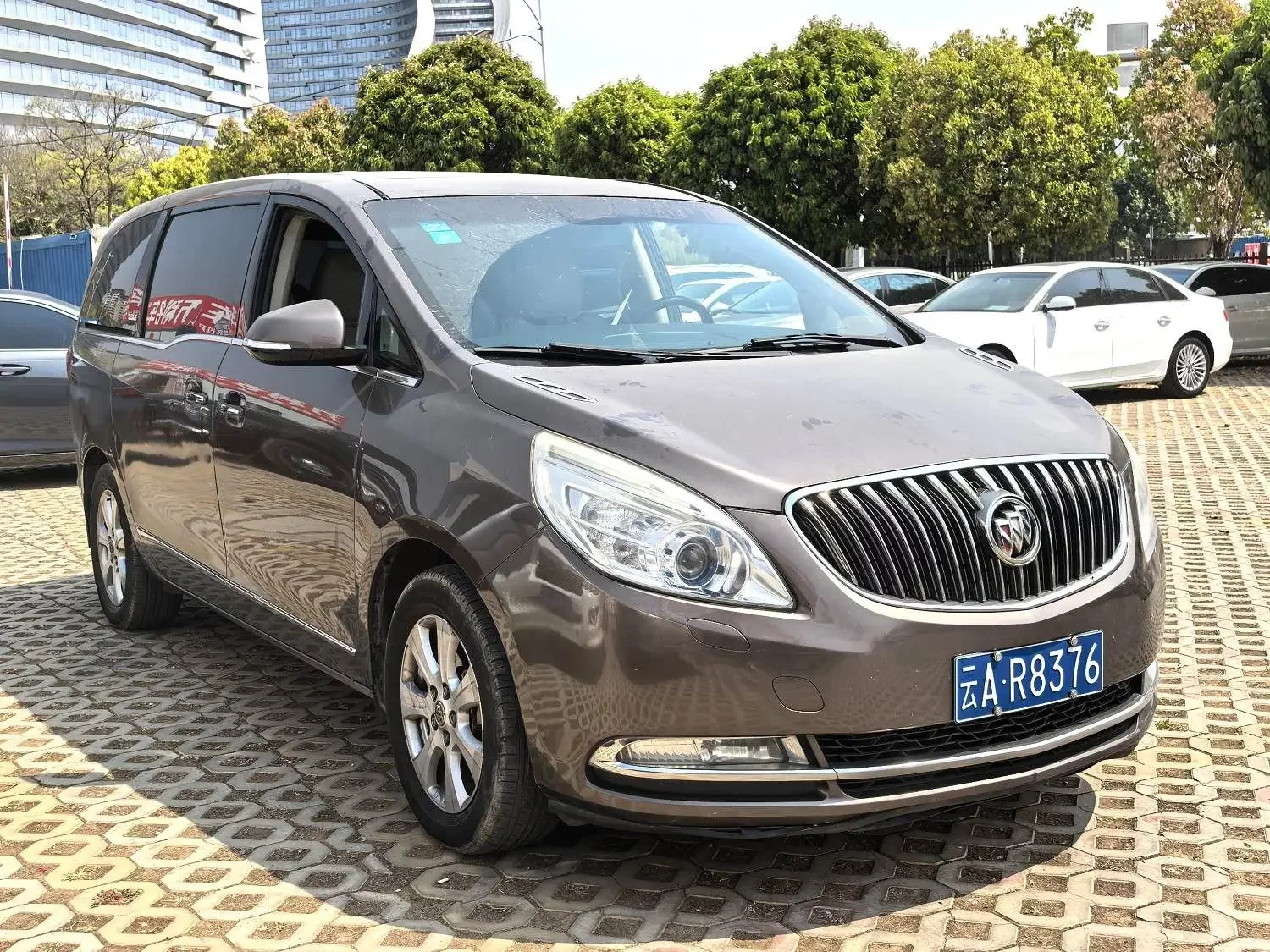 Buick GL8