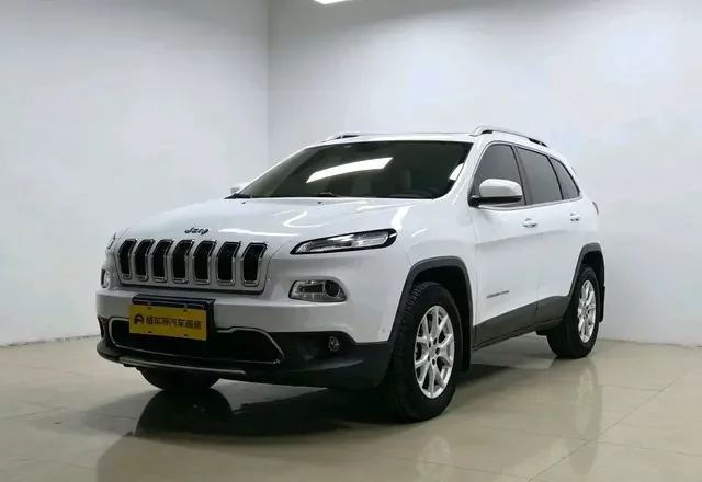 Jeep Cherokee  из Китая