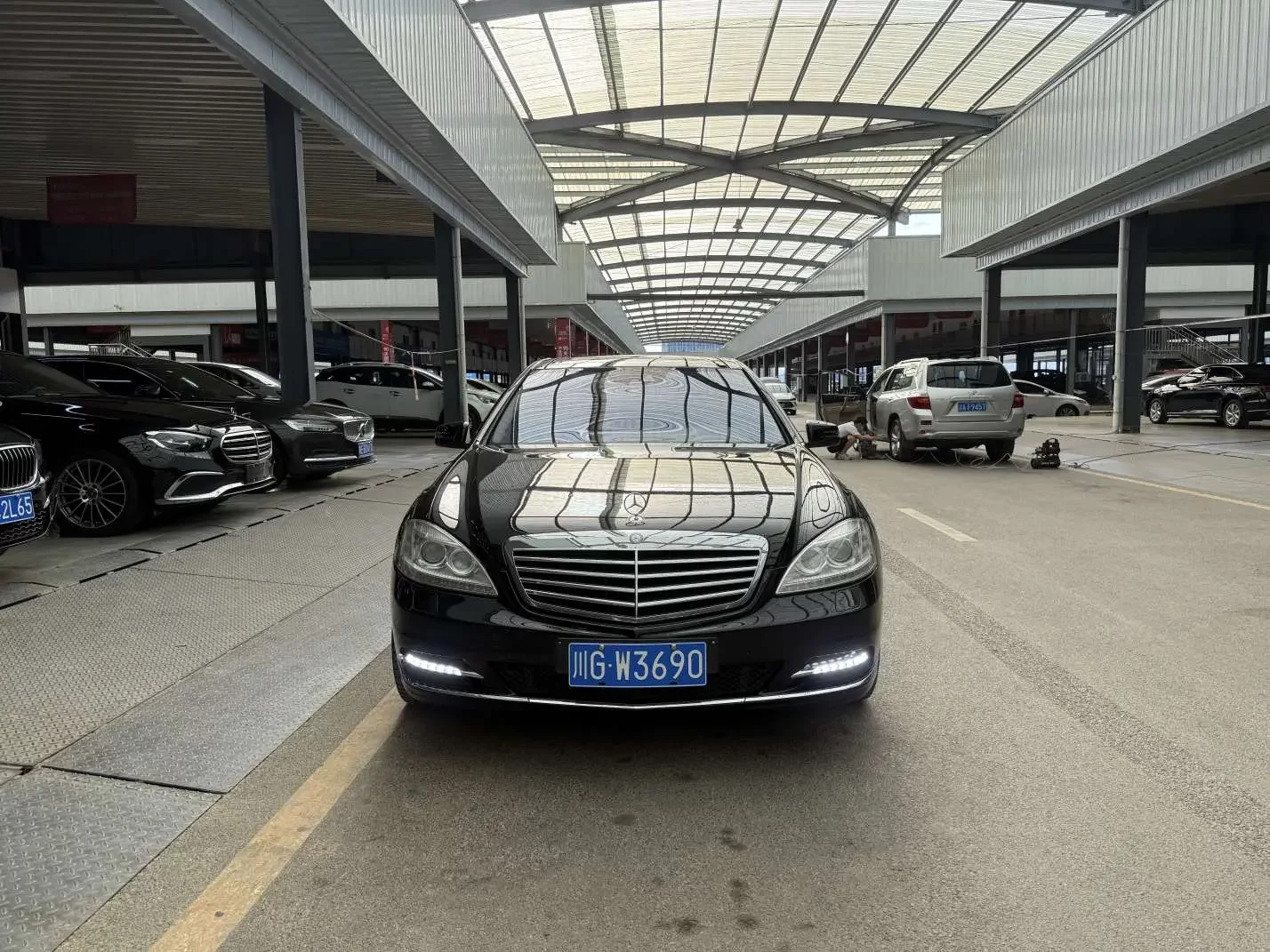 Mercedes-Benz S Class