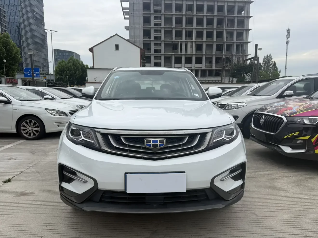 Geely Atlas