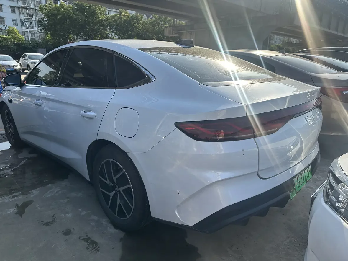 BYD Qin L DM