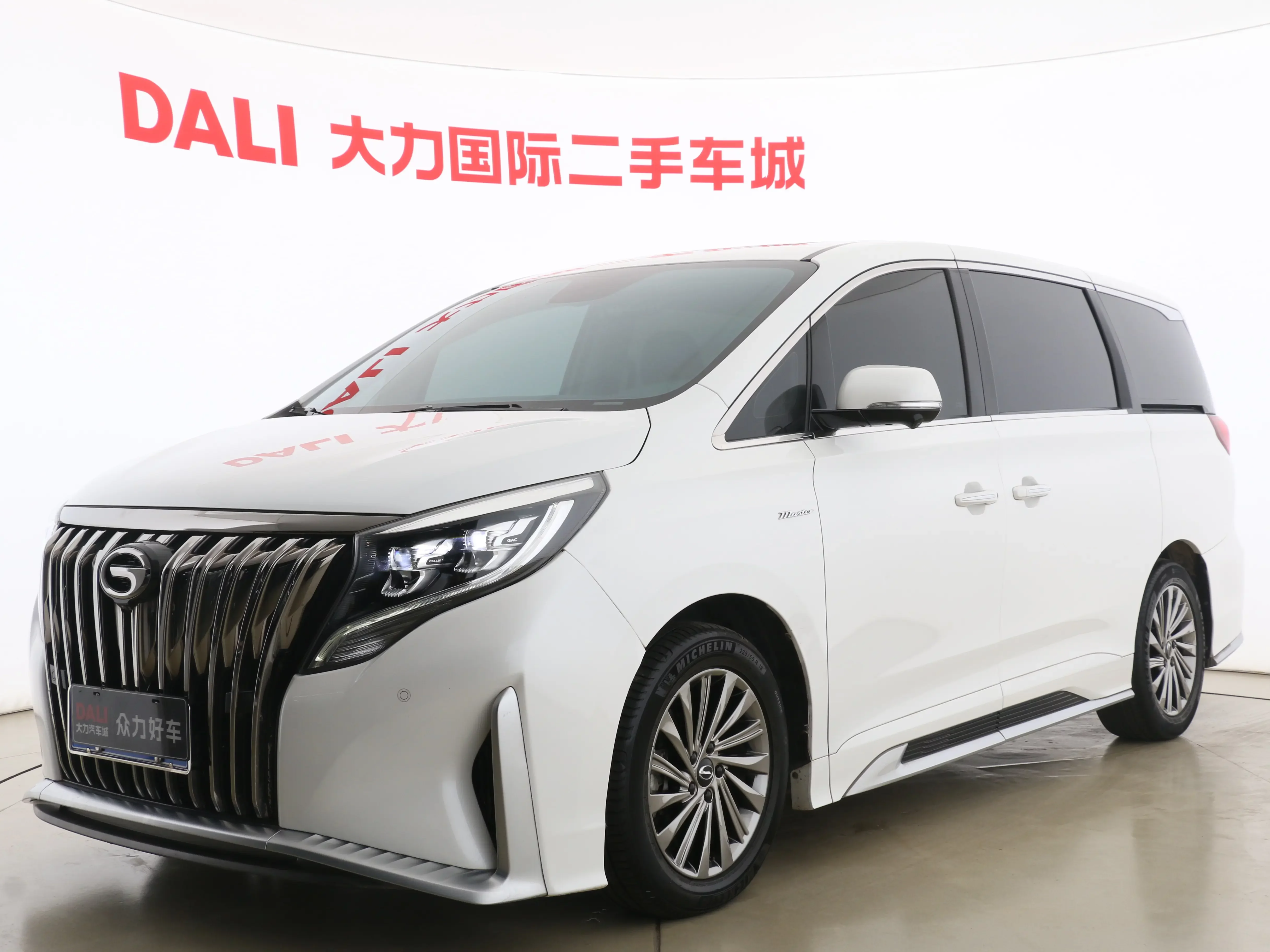 GAC Trumpchi M8