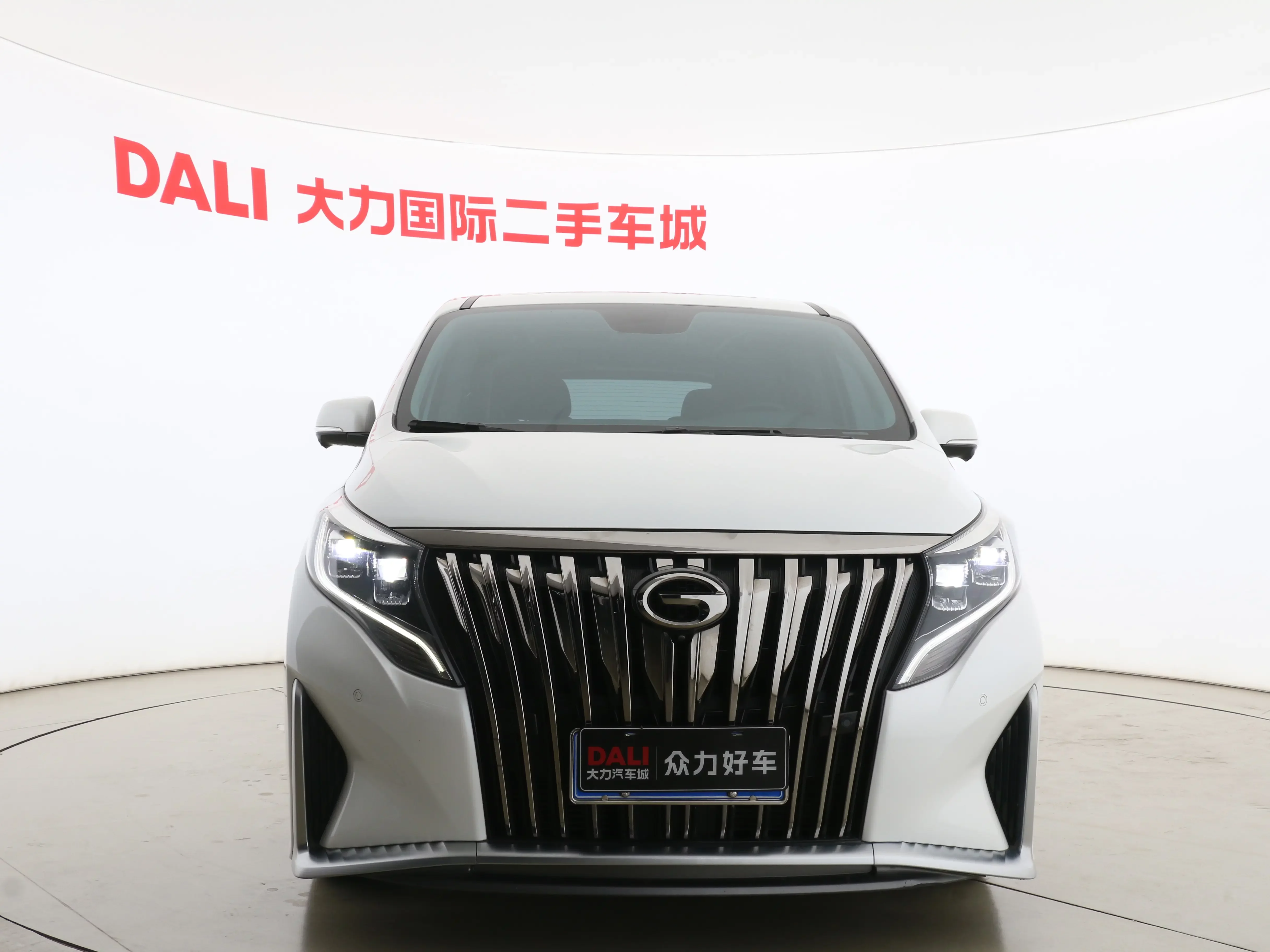 GAC Trumpchi M8